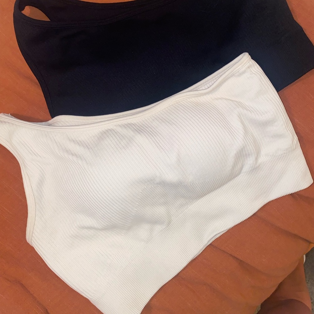 Ribbed one shoulder sports bra size small